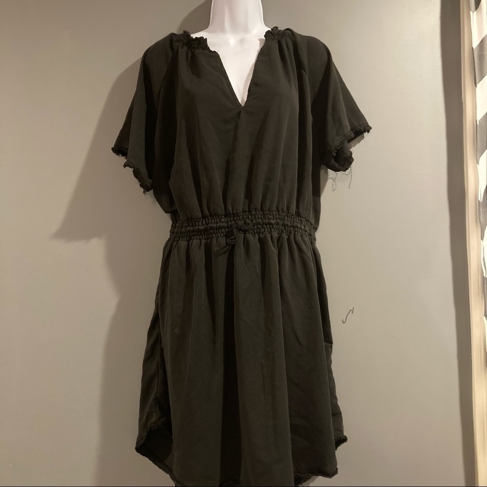 Dex Raw Hem and sleeve Black Dress elastic waist
